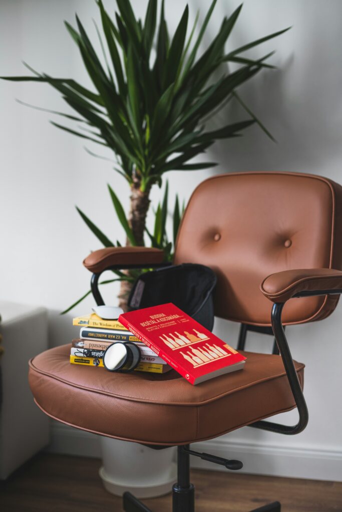 Amazon Basics Office Chair Review: Is This $100 Task Chair Worth It?